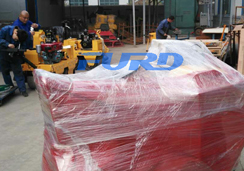 福瑞得機(jī)械座駕壓路機(jī)、手扶壓路機(jī)、灌縫機(jī)及時(shí)包裝發(fā)貨