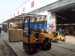 今日福瑞得微動(dòng)態(tài)--福瑞得機(jī)械小型壓路機(jī)發(fā)往北京、福建等地