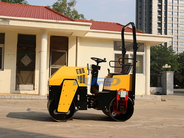 關(guān)于小型壓路機(jī)變速箱的保養(yǎng)知識(shí)你知道多少？